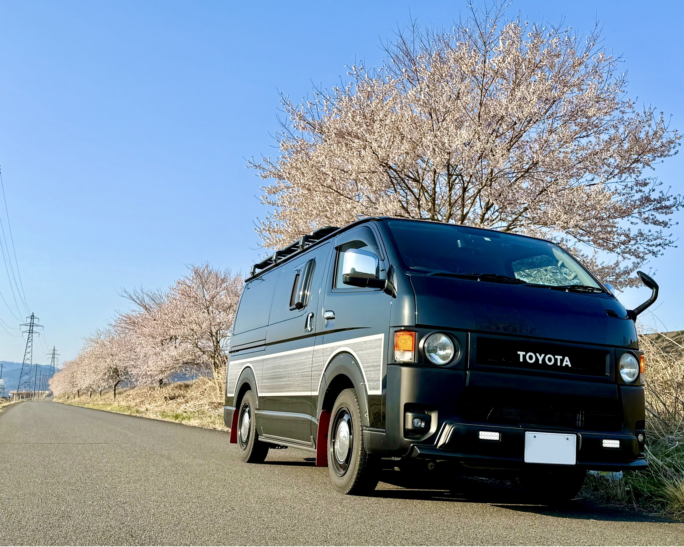 福島県　塩ちゃん さん　ハイエース4WDバン