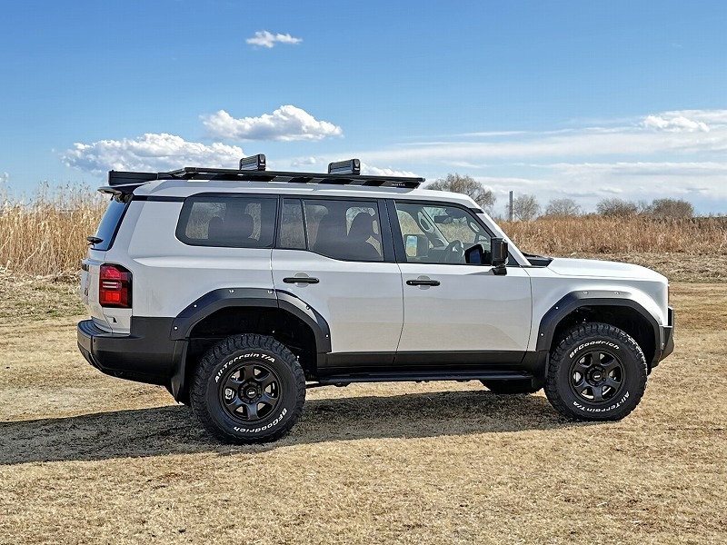 ランクル250 カスタムデモカー ARB オールドマンエミュー BP51 リフトアップ ルーフラック・BRUTアルミホイール・BFグッドリッチAT KO3