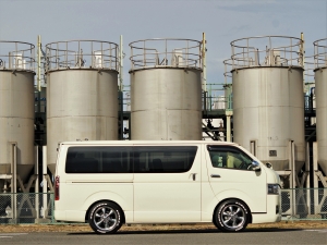 ハイエース カスタムデモカー シーケンシャル6速AT FD-BOX5T改