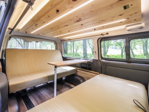 ハイエースバン新車コンプリートハイエース  vanlife　MONOBOX