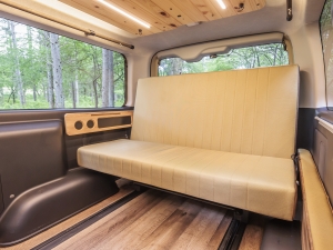 ハイエースバン新車コンプリートハイエース  vanlife　MONOBOX