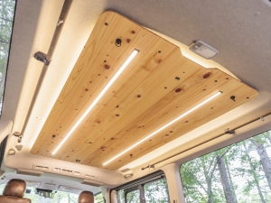 ハイエースバン新車コンプリートハイエース  vanlife　MONOBOX