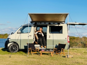 タウンエースタウンエース　車中泊できるライトキャンピングカー MONOBOX