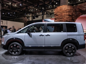 デリカＤ５新車コンプリート新型デリカD5　モデルチェンジ　改良後