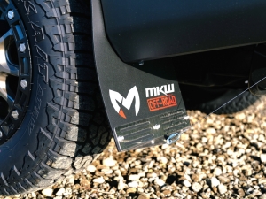 デリカＤ５新車コンプリート新型デリカD5　モデルチェンジ　改良後