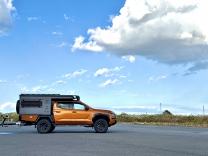 トライトン三菱ピックアップトラック　トライトン