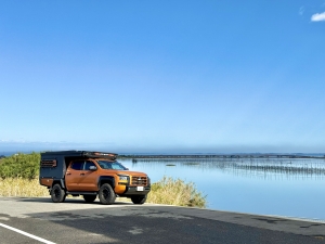 トライトン三菱ピックアップトラック　トライトン