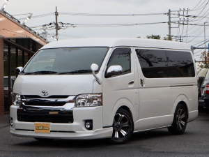 ハイエースＷキャンプ　アウトドア　レジャー　ＳＵＶ